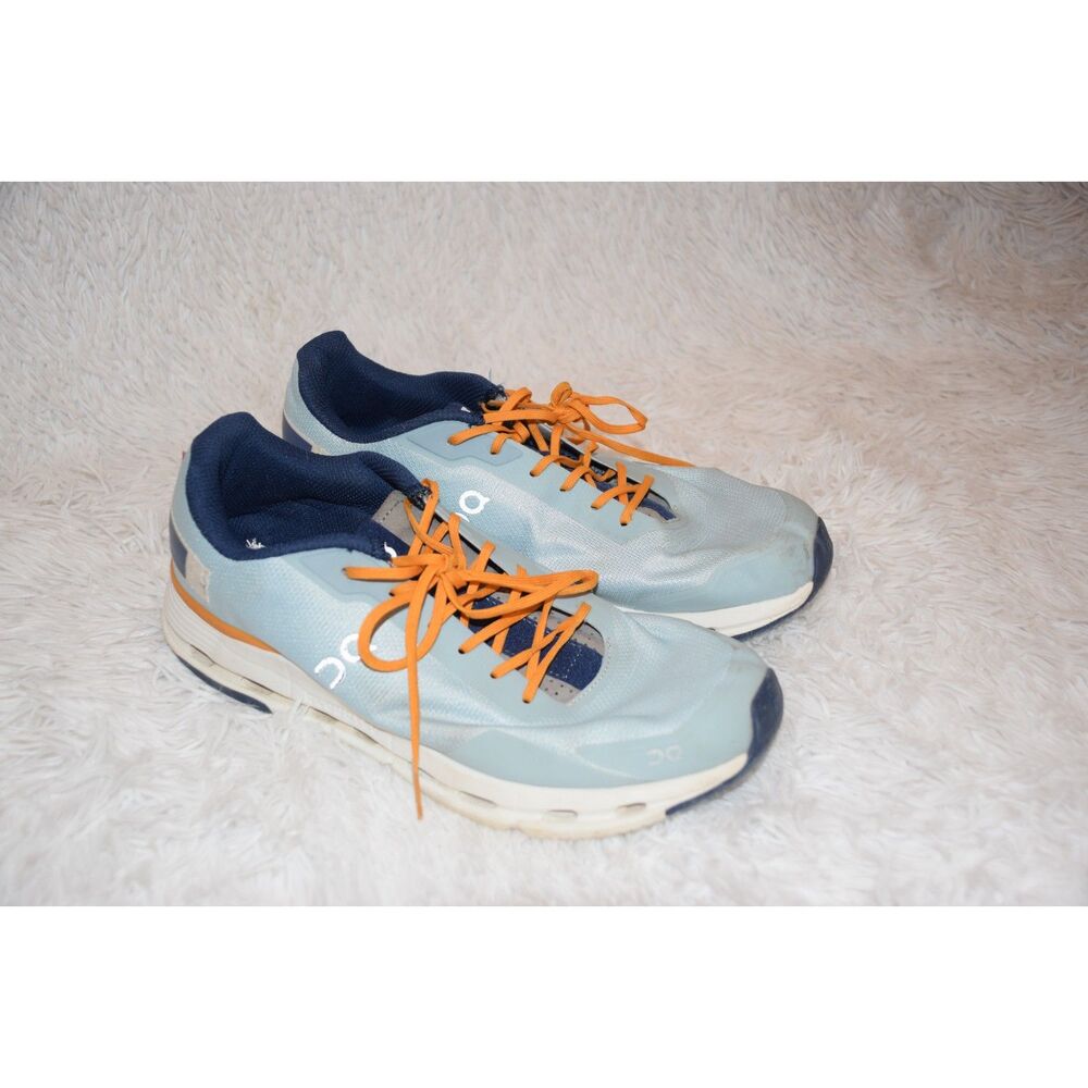 On Cloud Cloudnova Form Womens Running Shoes size 8 - Picture 3 of 6